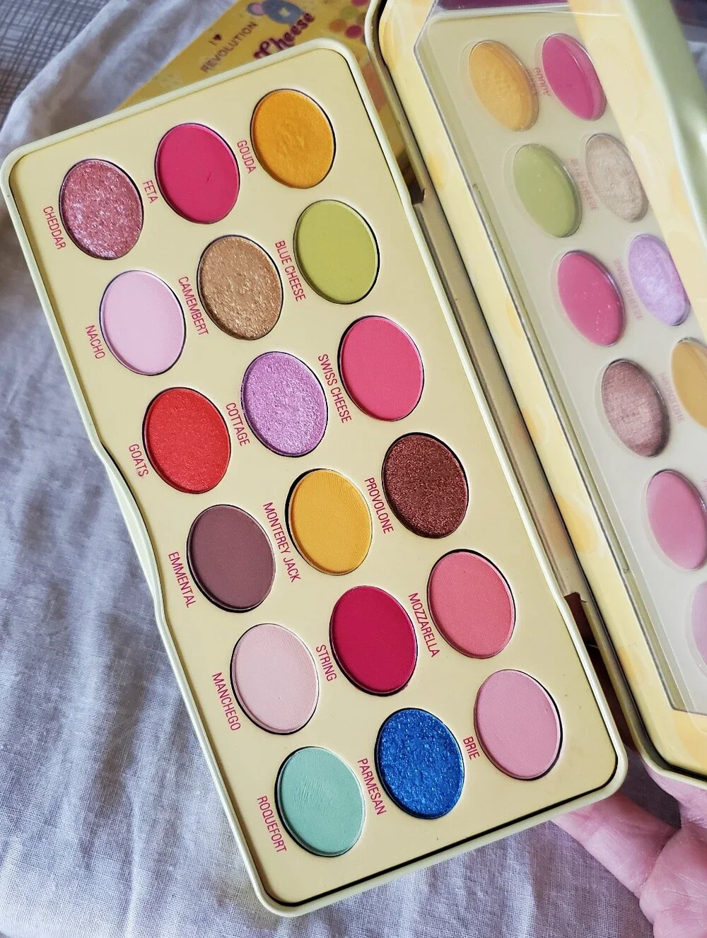 I Heart Revolution The Big Cheese Palette